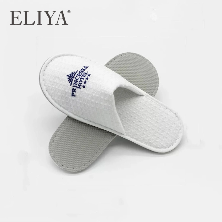 Custom Designers Spa Slipper Hotel Disposable Slippers with Logo PVC Summer EVA Cotton Fabric Plastic Polyester Jacquard Fabric 1
