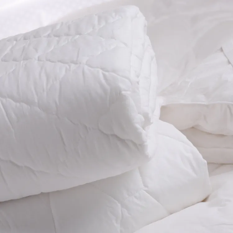 ELIYA Brand Soft and Comfortable ELYY2015090514 Ivory Marriott Mattress Pad Manufacture 5
