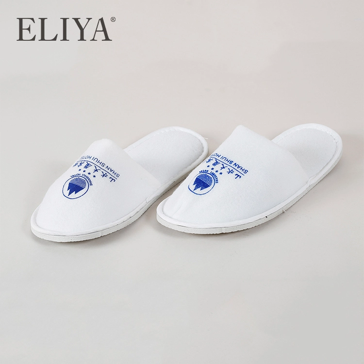 Wholesale Customized Luxury Slipper Hotel Slippers with Logo for Unisex 1