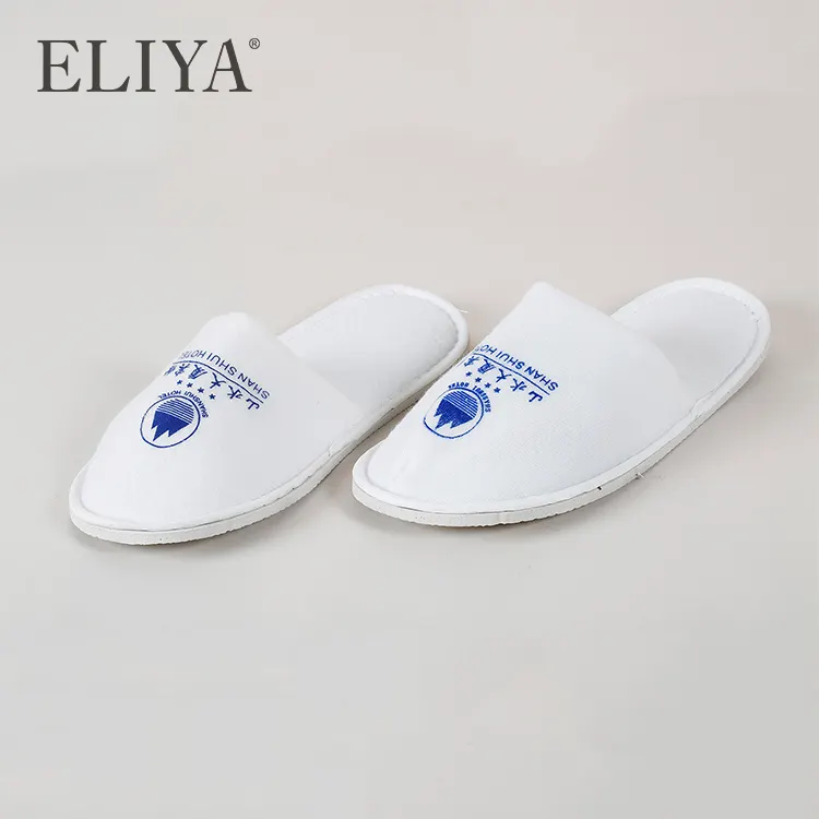 What Are the Best Hotel Slippers for 2021? 1