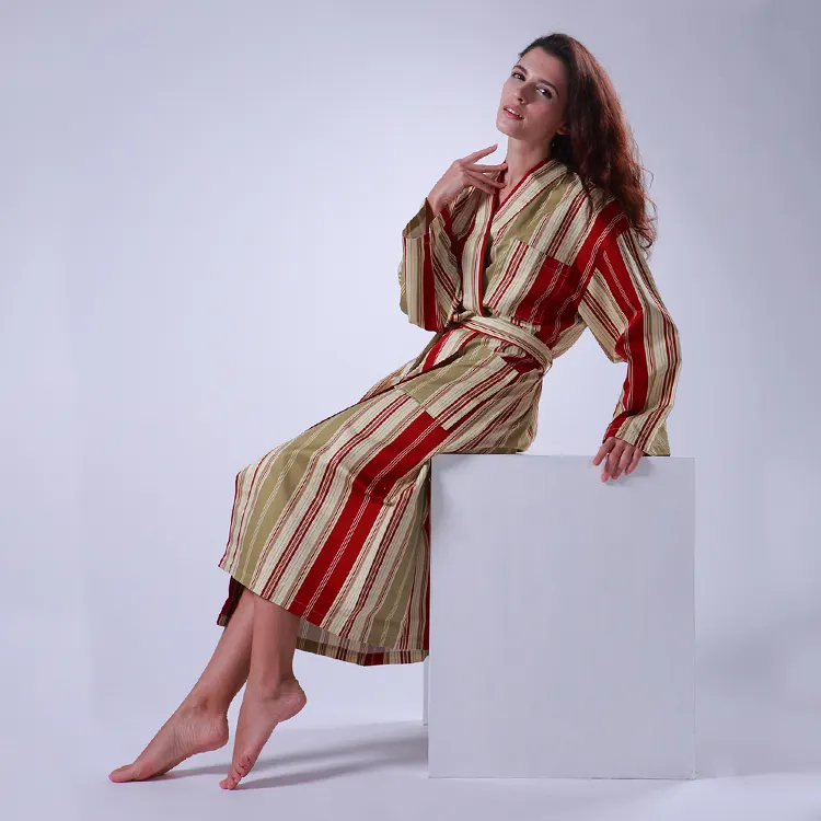 Luxury Hotel Bathrobes& Towels 1