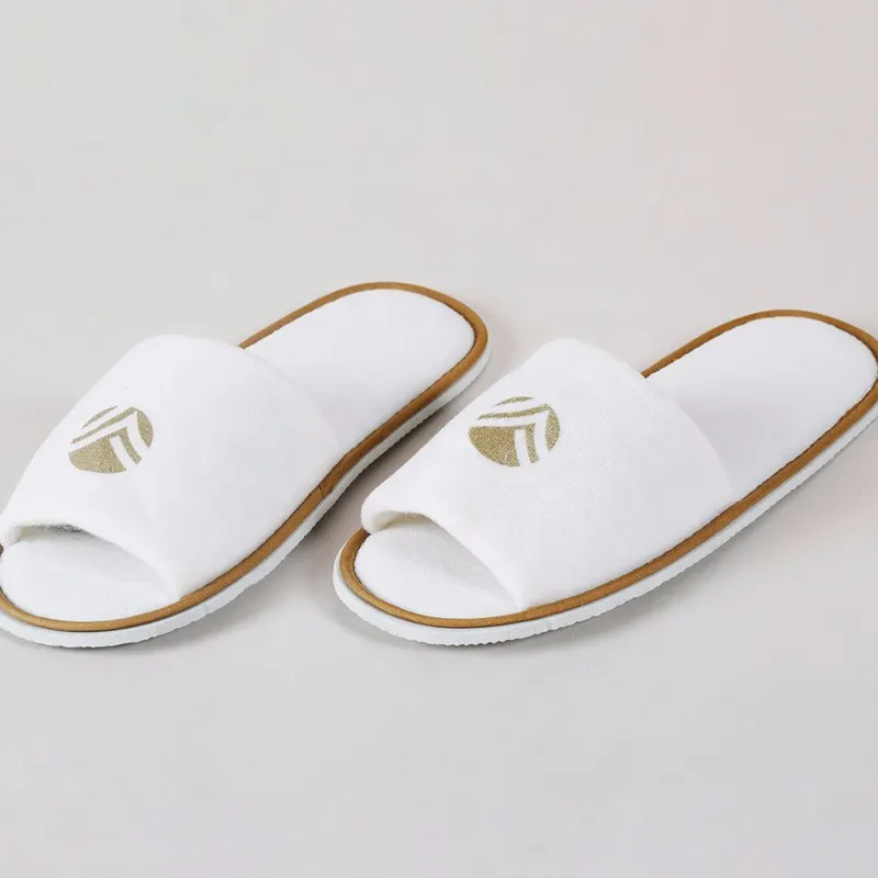 How to Clean the Hotel Slippers When It Is Not Used? 1