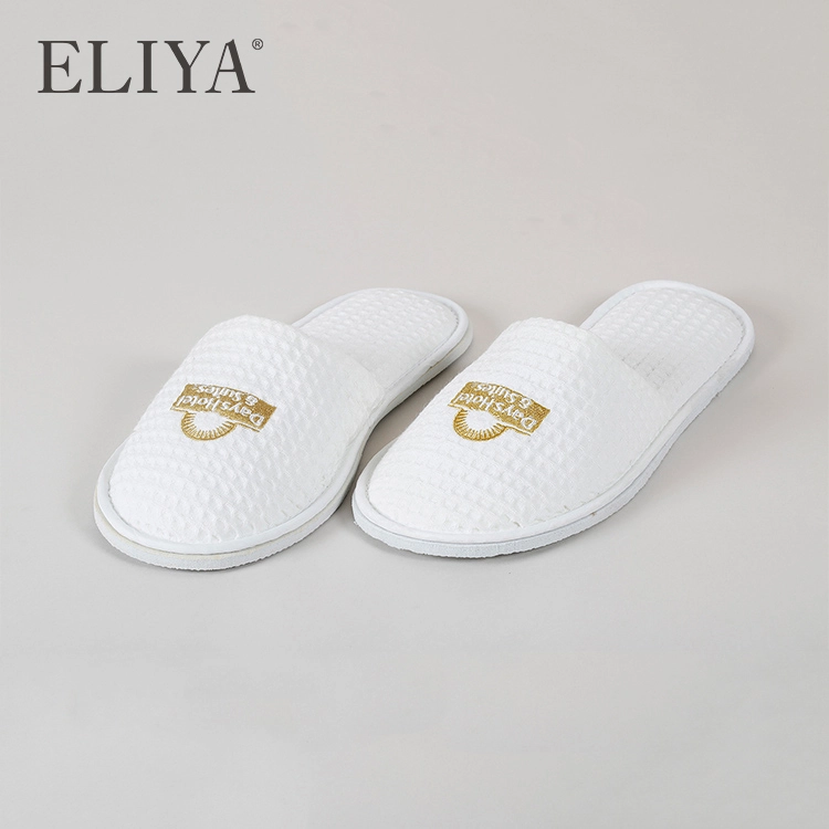 Hotel Luxury Man Slippers Disposable Waffle Slipper Bathroom Slipper for Sale 1