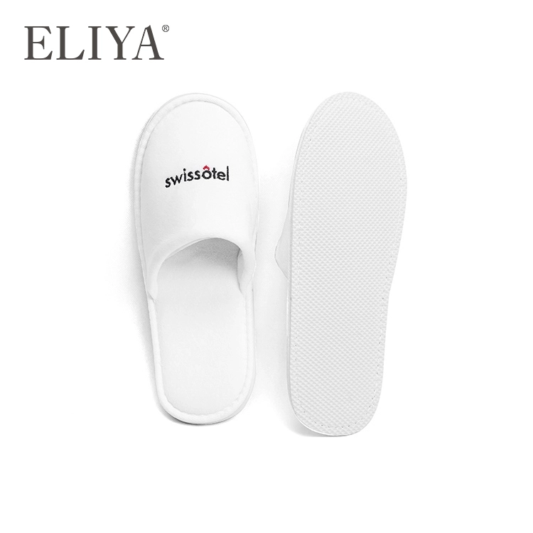 High Quality Custom Logo White Hotel Indoor Coral Fleece Slippers 1