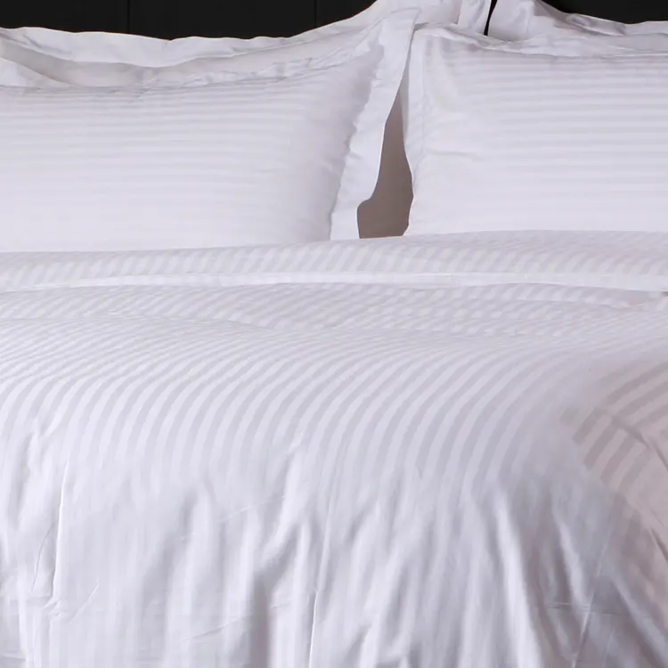 What Are the Advantages and Disadvantages of Hotel Bedding Supplies? 1