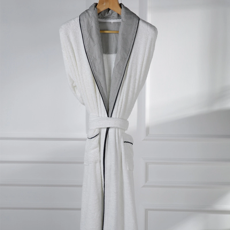 Luxury Custom White Hotel Collection 100 Cotton Terry Bathrobe For Man 1