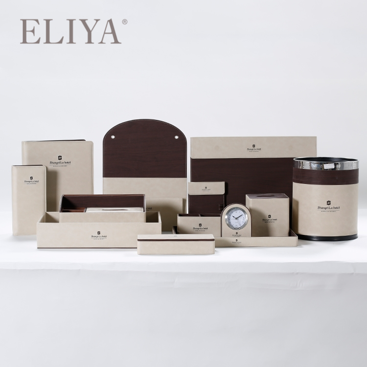 Custom Leather Ice Bucket 5 Star Luxury Hotel Amenity Set For Sale 1