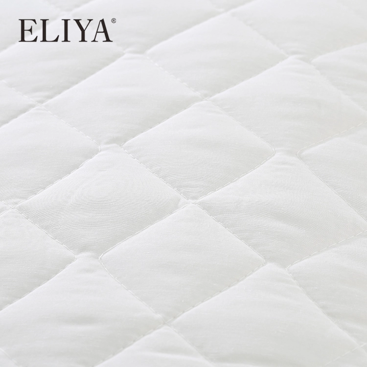 Customized Terry Cotton Queen Size Hotel Waterproof Mattress Protector 1