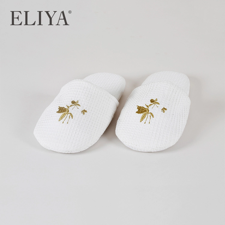 Wholesale ELIYA Spa Closed Toe Hotel Slippers Disposable Eva Slippers 1