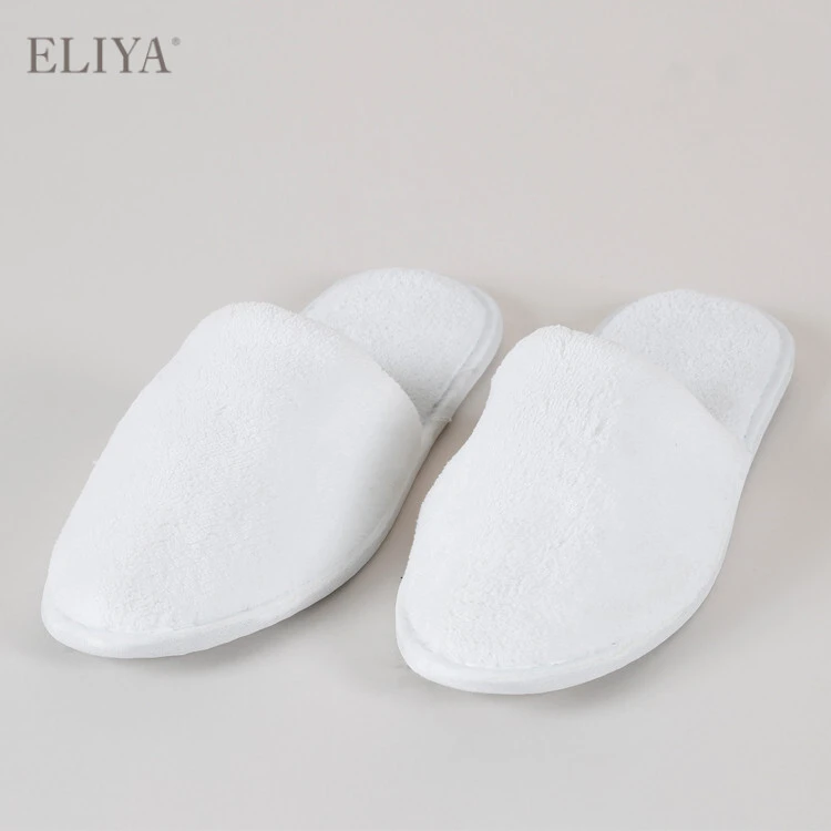ELIYA Custom SPA Disposable Closed Toe Hotel Slippers With EVA Sole 1