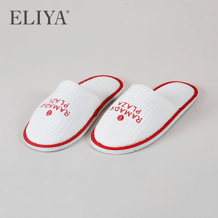 Customized Embroidery Logo Waffle Slipper Luxury Hotel Slipper for Sale 1