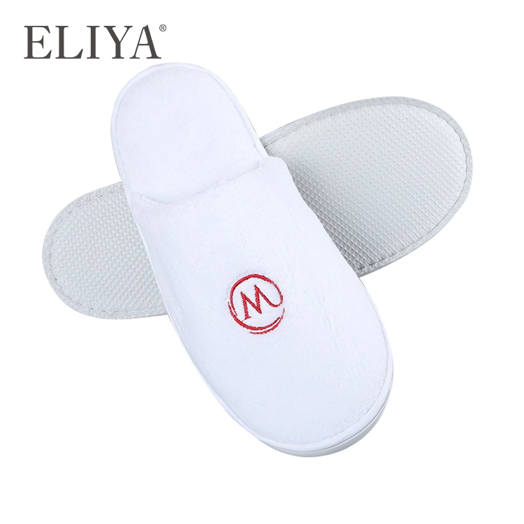 Hot Sale Custom Logo White Closed Toe Bedroom Hotel Disposable Slippers 1