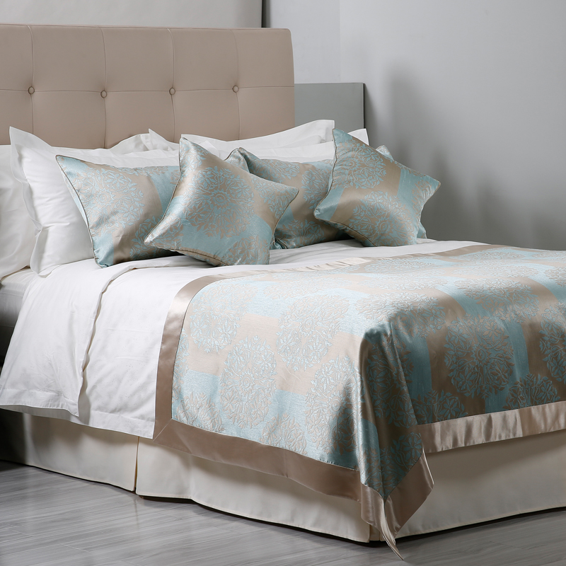 Quality Bed Linen for Luxury Bed Setters 2
