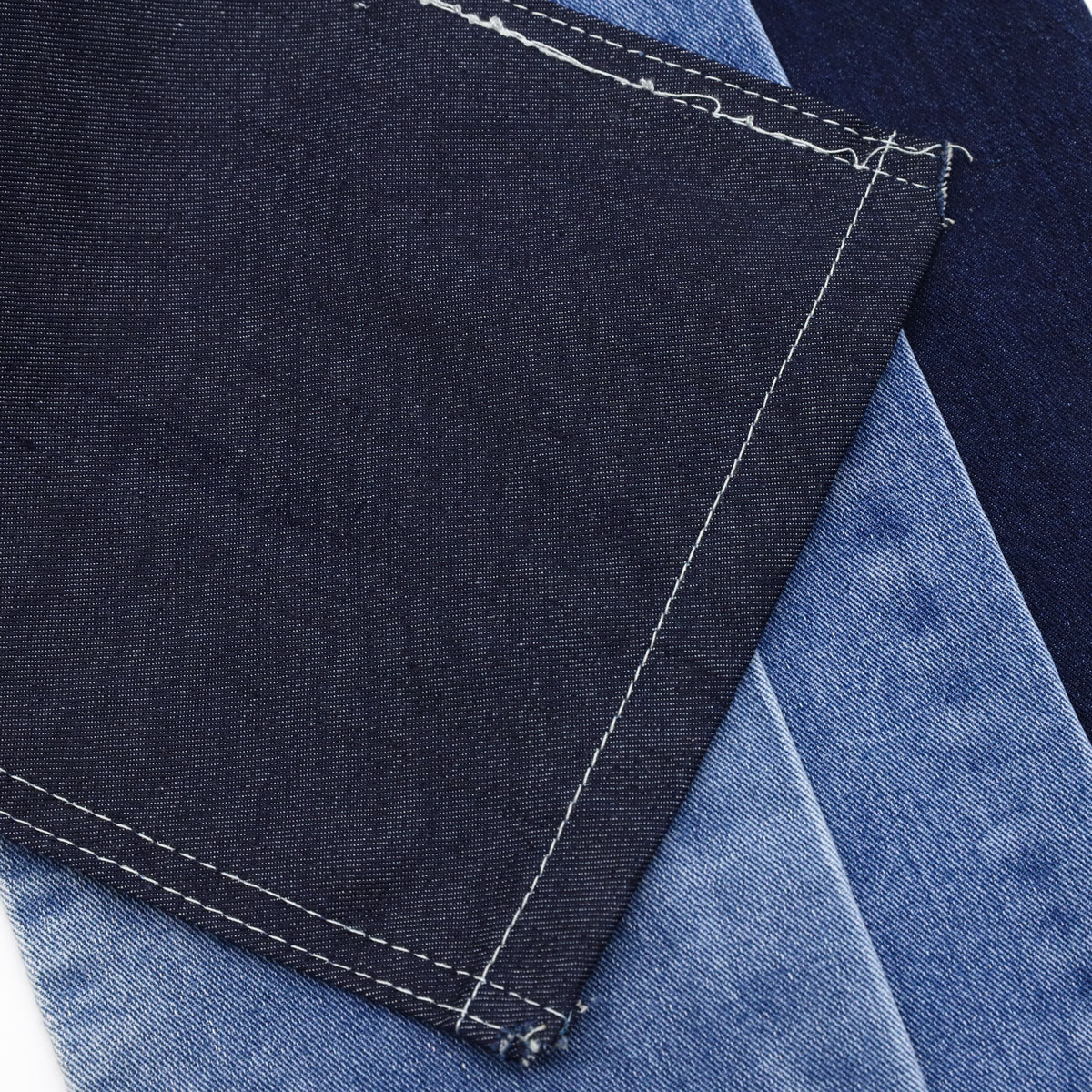 A Look Behind the Advantages of a Stretch Denim Material 1