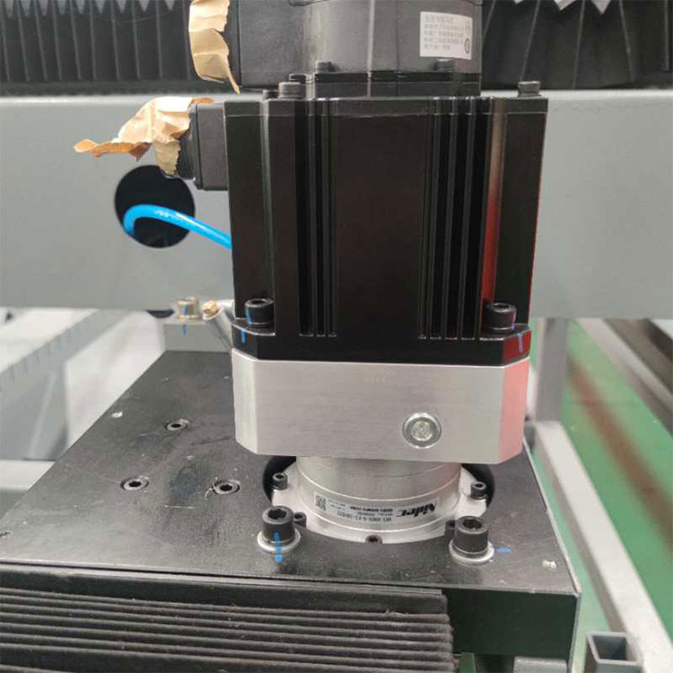 Metal Sheet 500W 1000W 1500W Pet Tag Factory Directly Supply Exchange Platform Fiber Closed Laser Cutting Machine 18