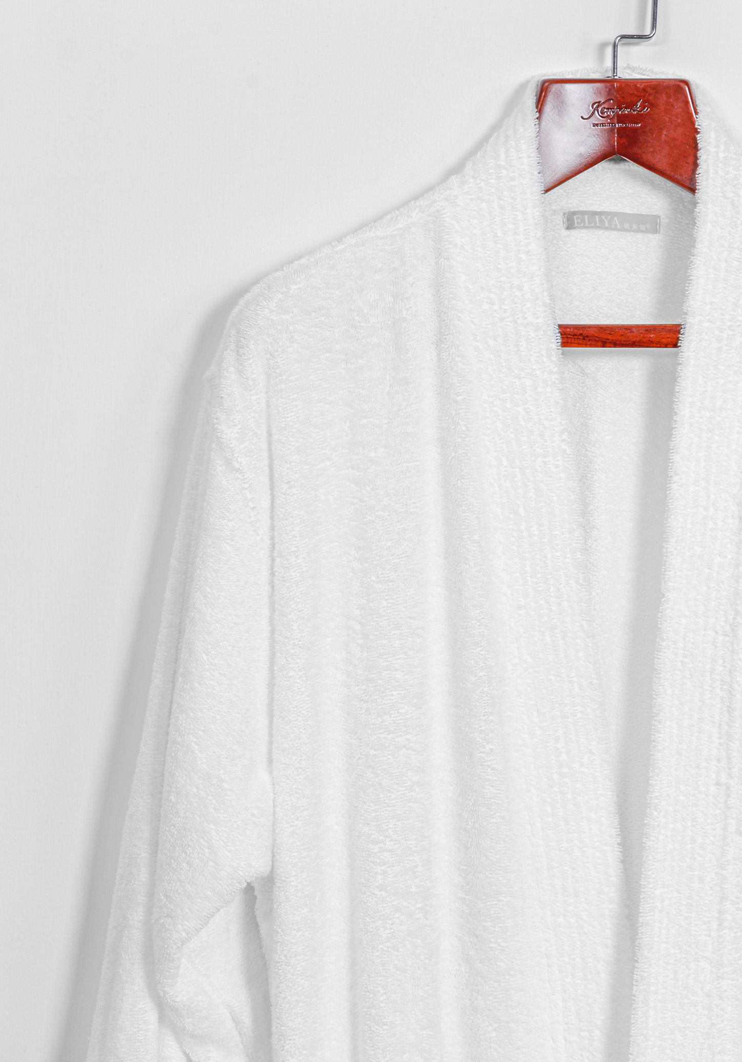 ELIYA RitzCarlton Series Logo Embroidery Velour White Bathrobe with S