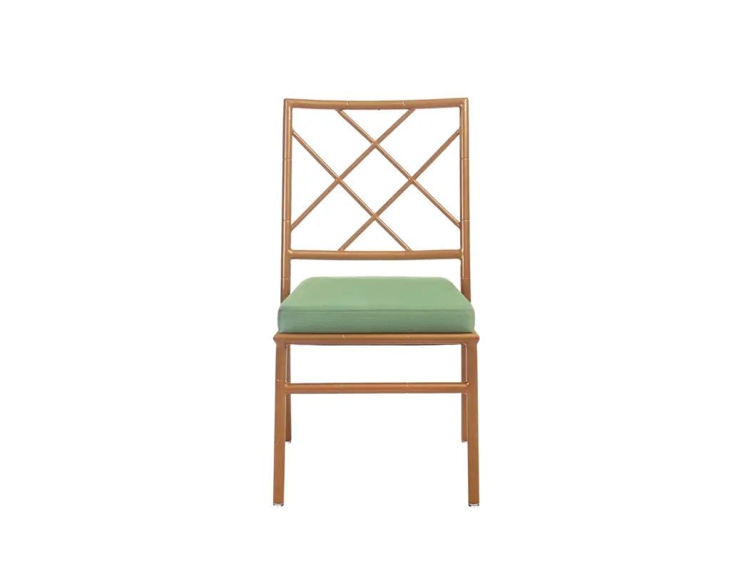 Yumeya Furniture Gold Chiavari Chairs Wholesale 2