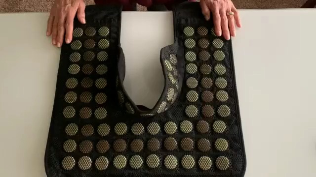 Revisione e introduzione del cuscinetto riscaldante lontano infared del collo e della spalla UTK/cliente abituale