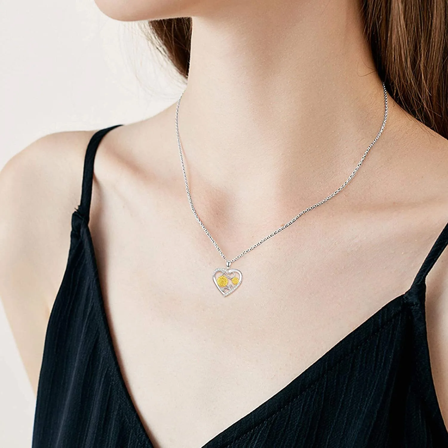 Hainon Wholesale heart necklace sunflower Pendant Necklace Jewelry for Women Teens Gift card flannel bag set 1