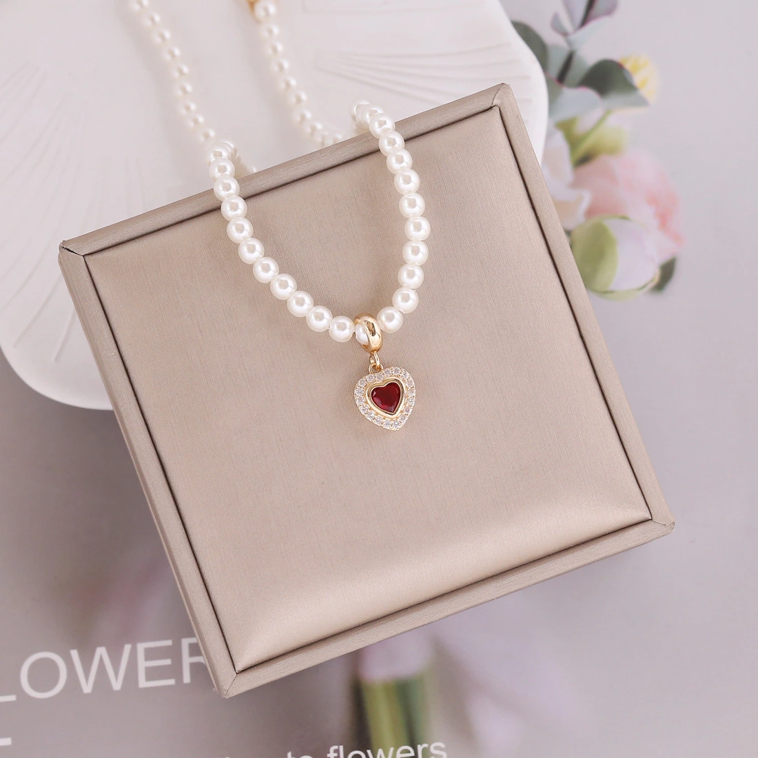 Hainon wholesale new personality pearl necklace fashion zircon love heart pendant temperament clavicle chain 1