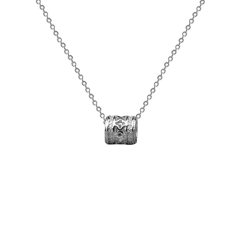 Hainon S925 silver hollow pattern necklace temperament geometric pendant personality clavicle chain female niche 1
