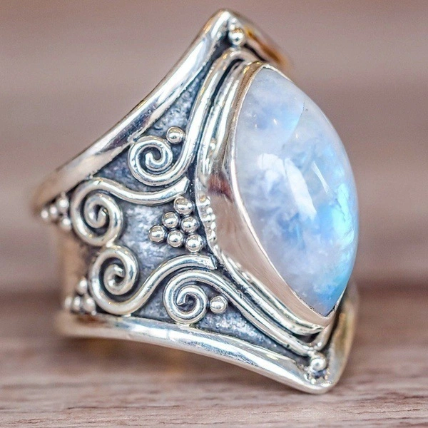Luxury Elegant Vintage style ladies ring fashion jewelry New style silver ring wholesale 1