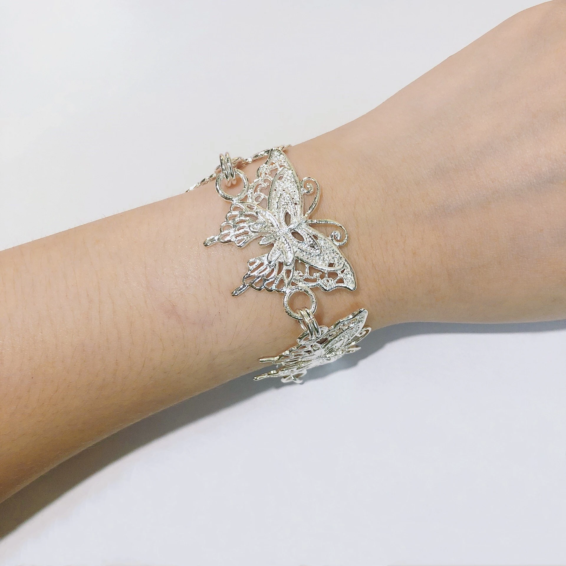 Hainon European and American Explosive Jewelry Wholesale Original Design Butterfly Bracelet gift card flannel bag set 1
