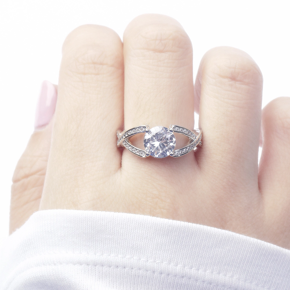 Hainon European and American fashion Classic Zircon Ring Wedding proposal ladies ring Wholesale Gift card 1