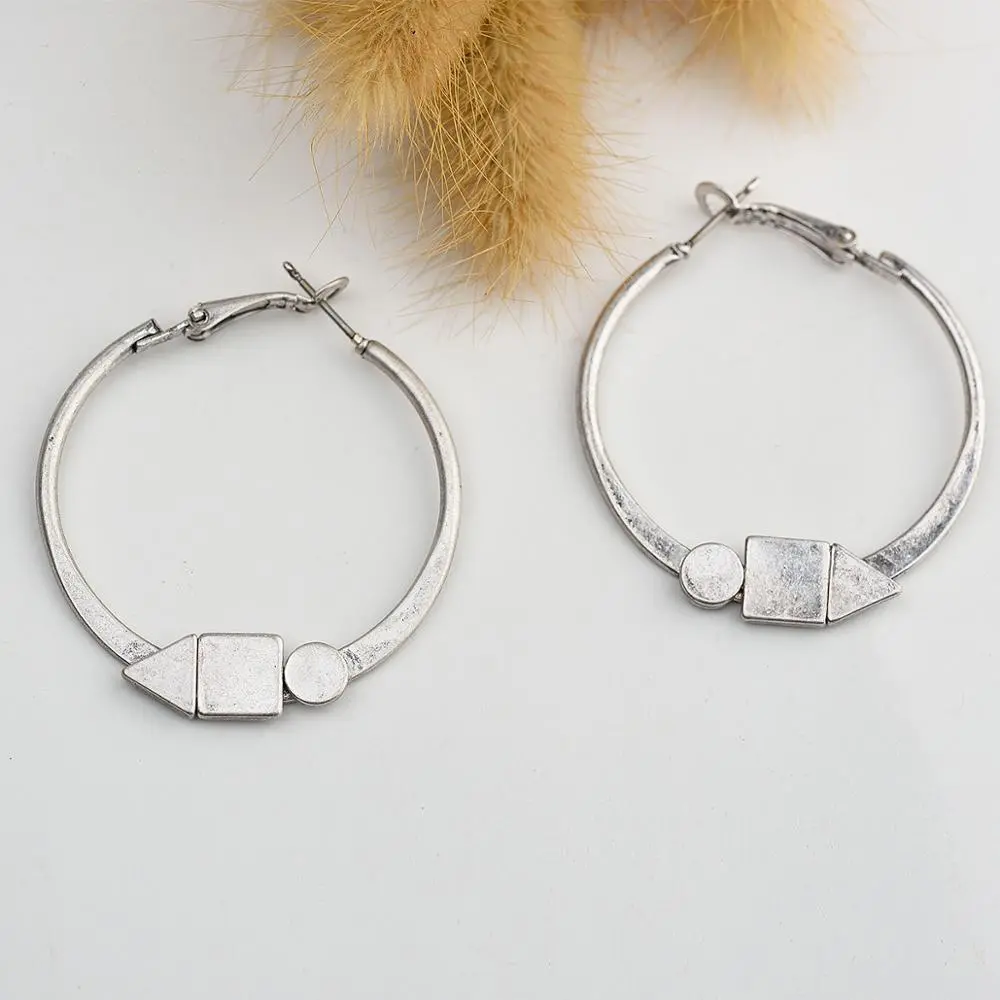 Hoop Earrings Design Retro creativity Fashion Earrings women gift jewelry Elegant Earrings for girl 1