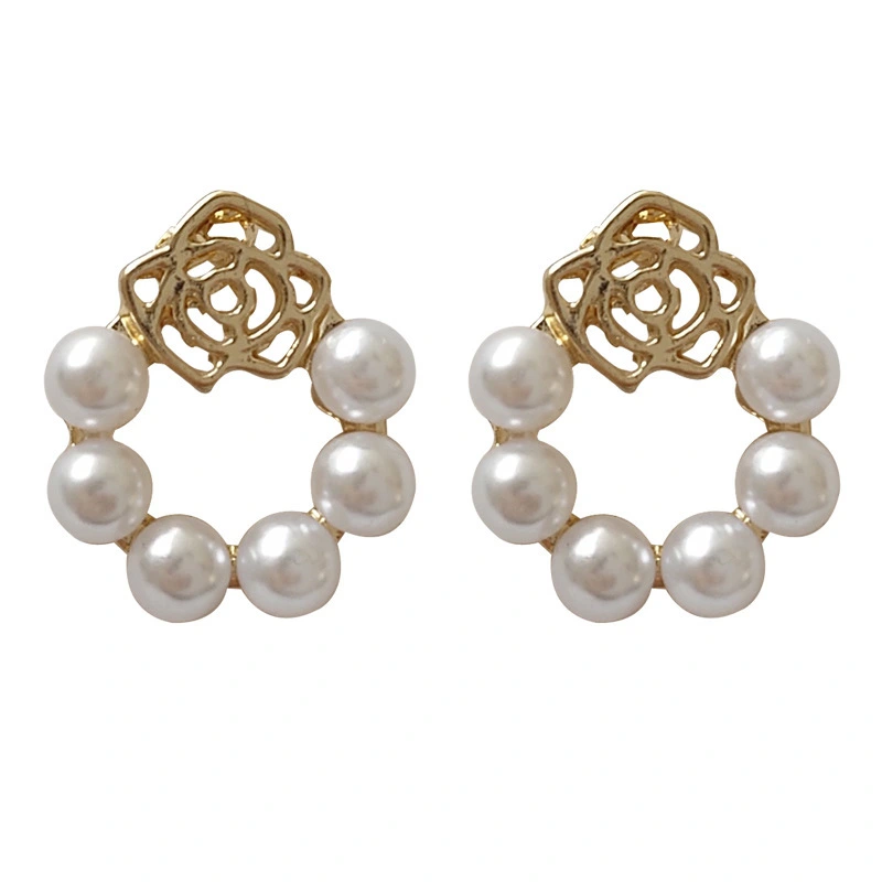 2021summer Hainon pearl earrings gold flower romantic stud earring Fashion style women earring alloy elegant jewelry 1