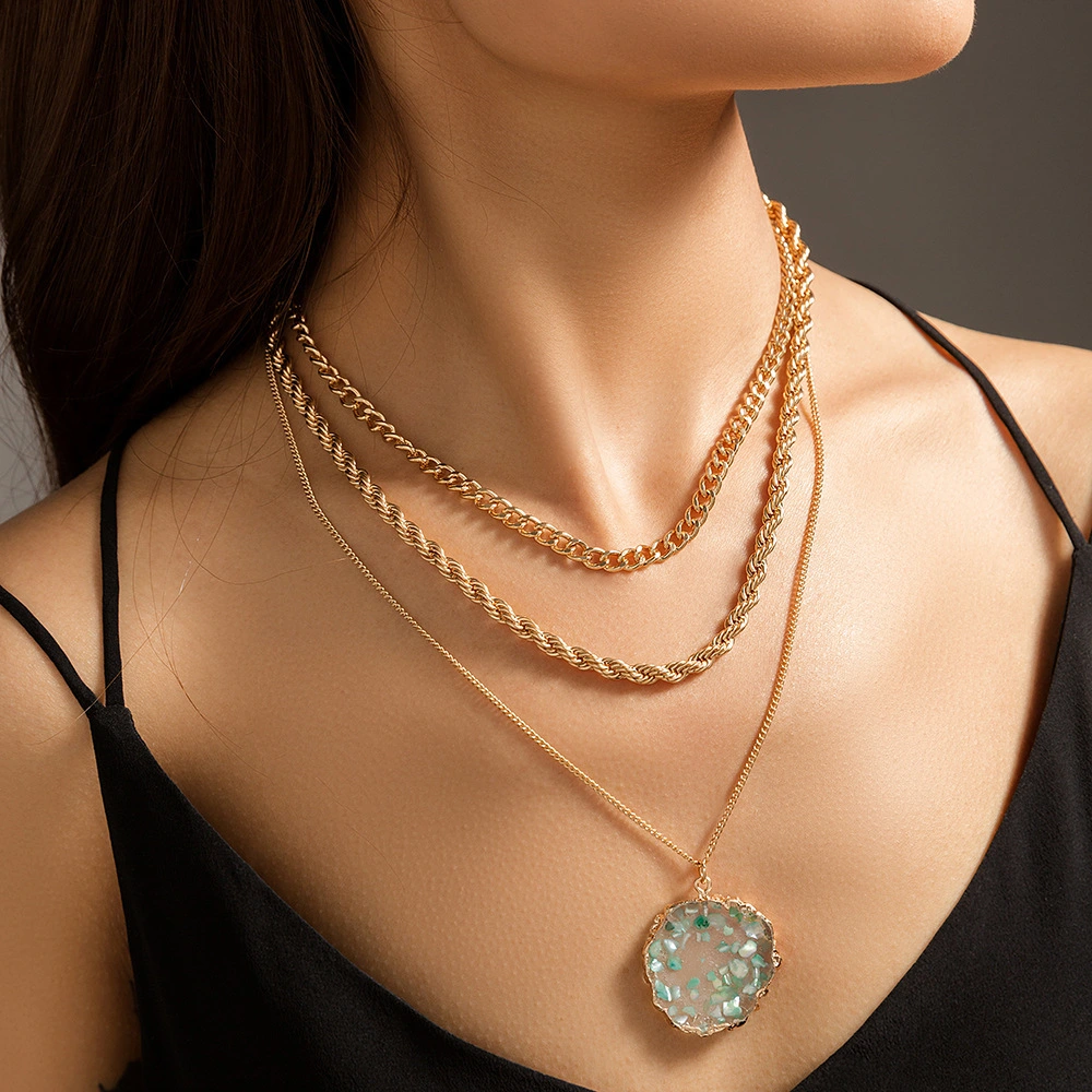 2021 summer necklace women Multi-layer twist green stone round pendant Crystal Pendant necklace 1
