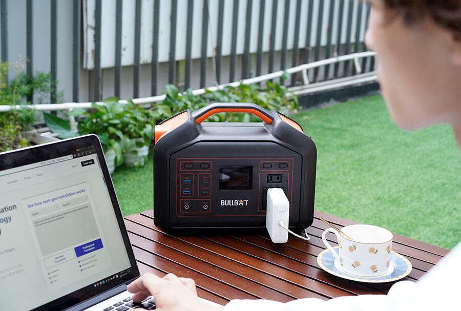 ブルバット　アドベンチャー500 パワーステーション BULLBAT Adventurer 500 Portable Power Station 298Wh/500W