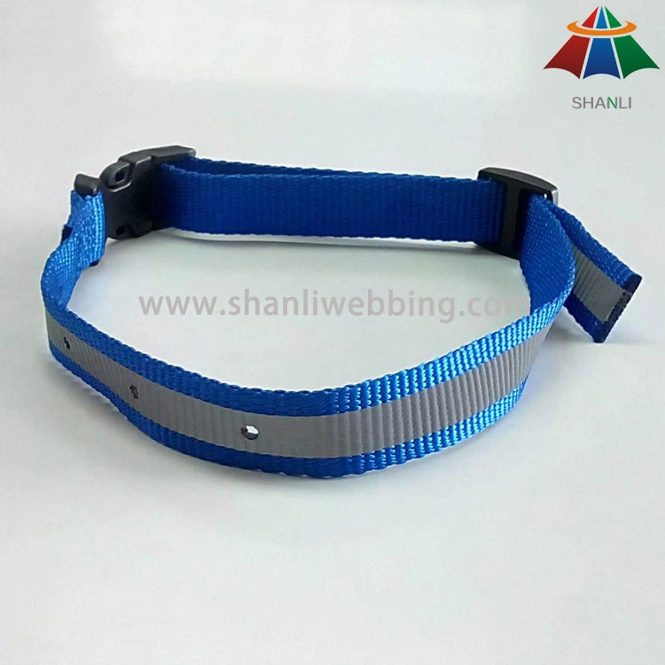 Reflective Nylon Dog Collar with Reflective Stripe 1