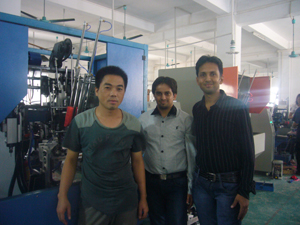 Wangxinda's Technician and Indian customers
