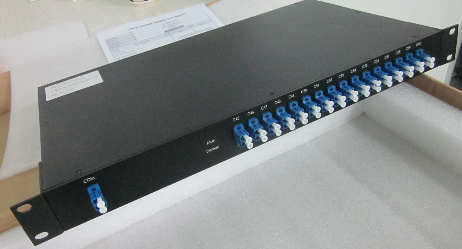 1% Monitor+16CH DWDM 100GHz MUX+DEMUX in 1U rack 1
