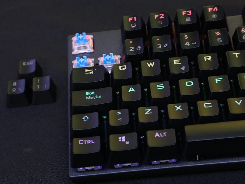 ABS vs PBT Keycaps: What’s the Difference? 2