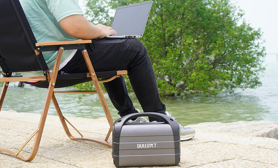 BULLBAT Adventurer 500 Portable Power Station 298Wh/500W BULLBAT Adventurer 500 Portable Power Station 298Wh/500W
