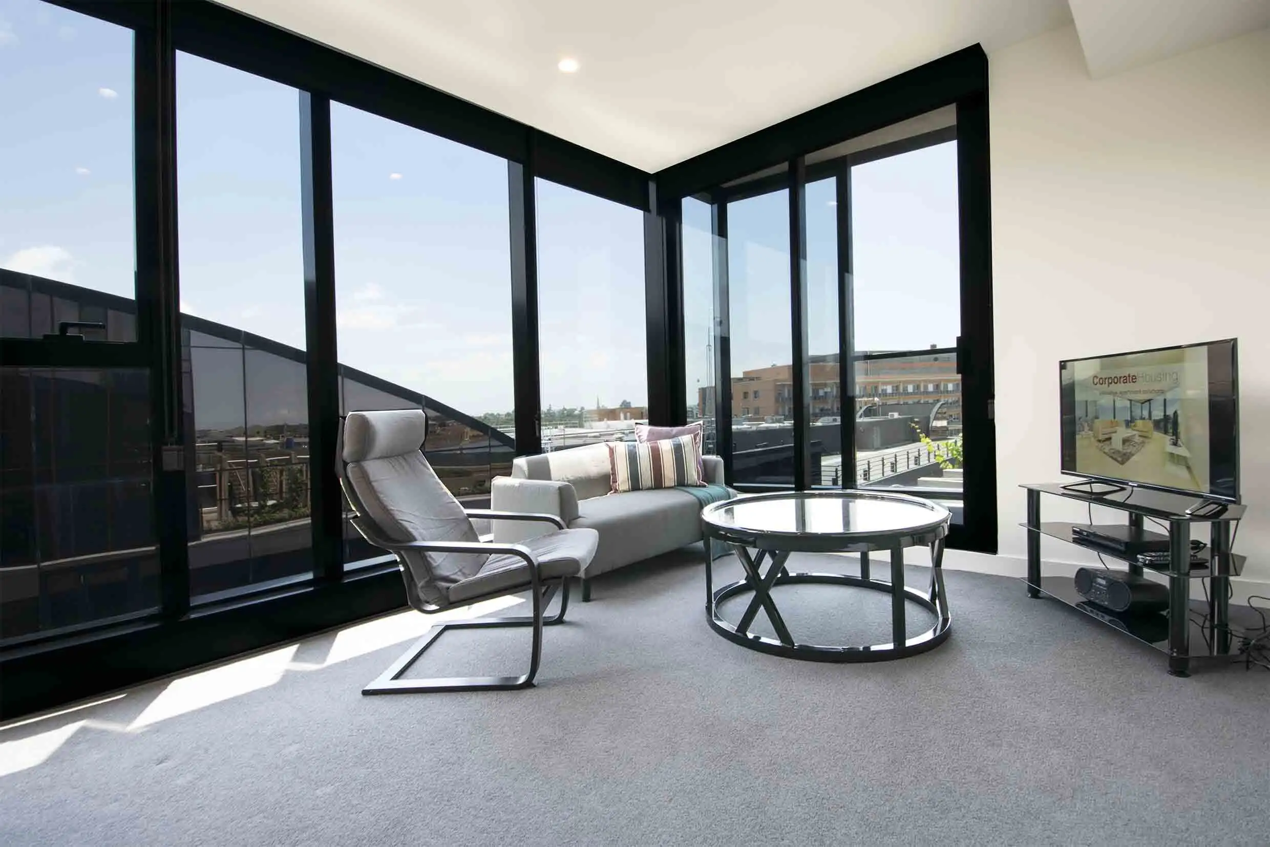 Hardware Choice of Aluminum Alloy Doors and Windows-WJW Aluminum Supplier Aluminum Industry 1