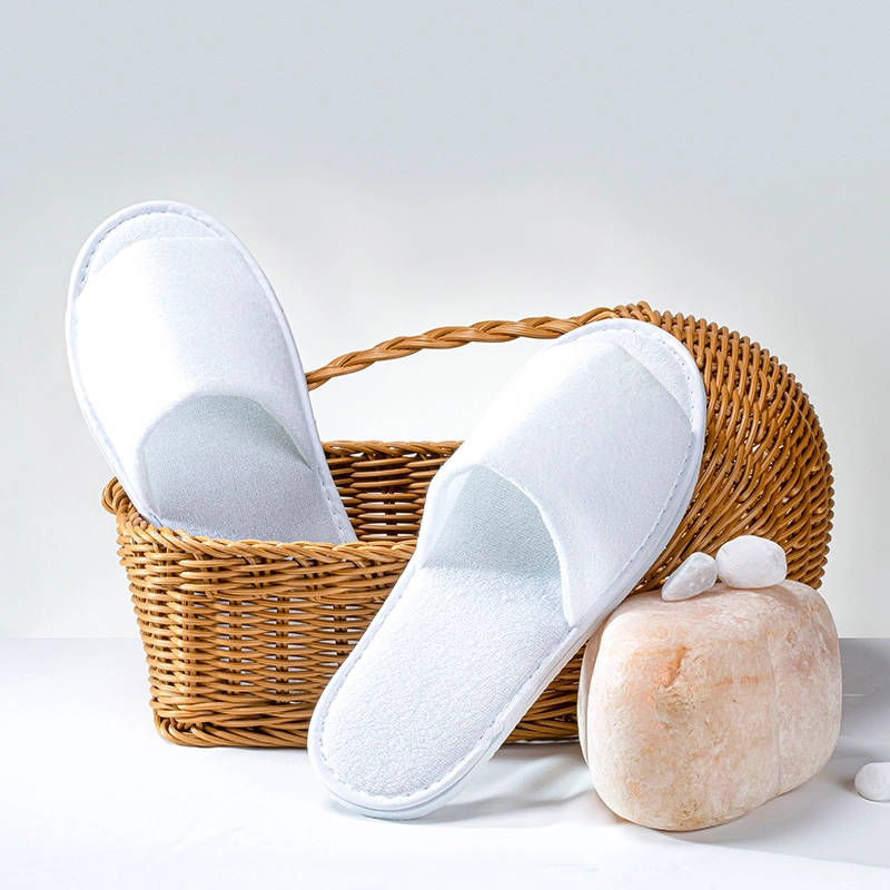 Supply Luxury Hotel Room White Disposable Slippers 1