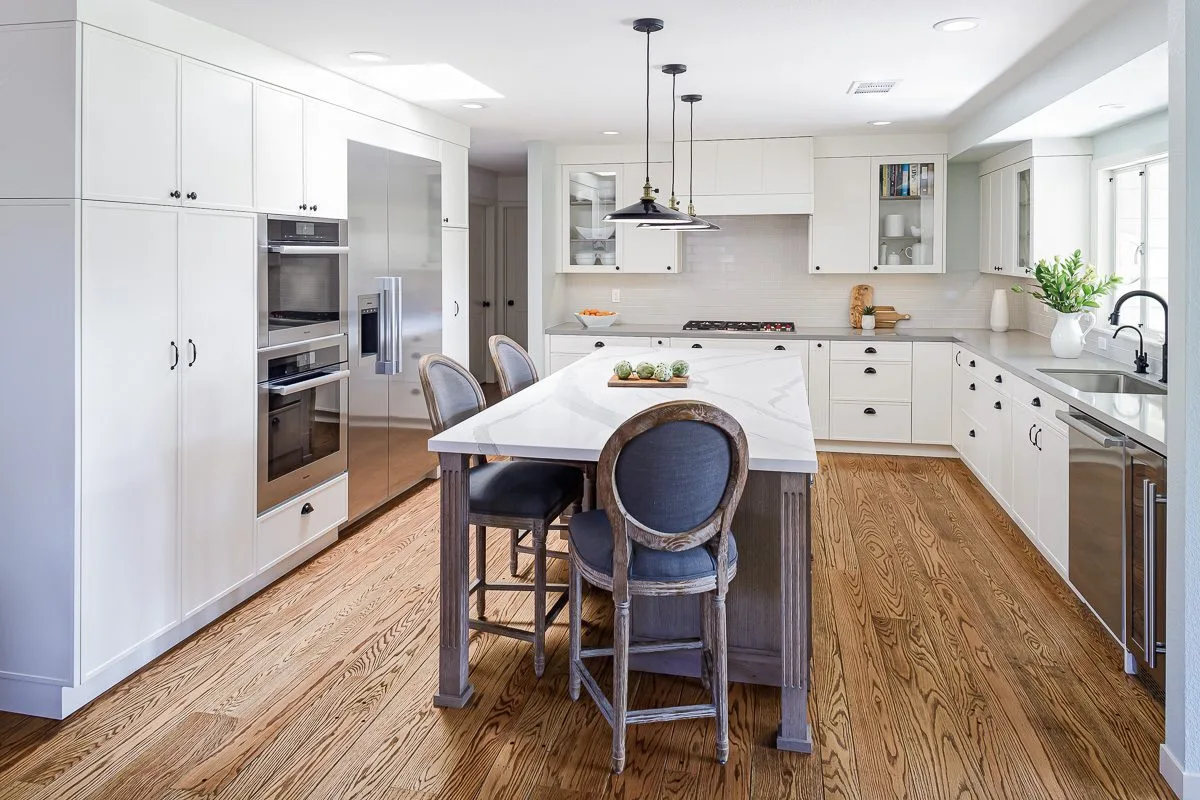 AllandCabinet White Painted Slim Shaker kitchen design with Stained White Oak Slim Shaker Island 1