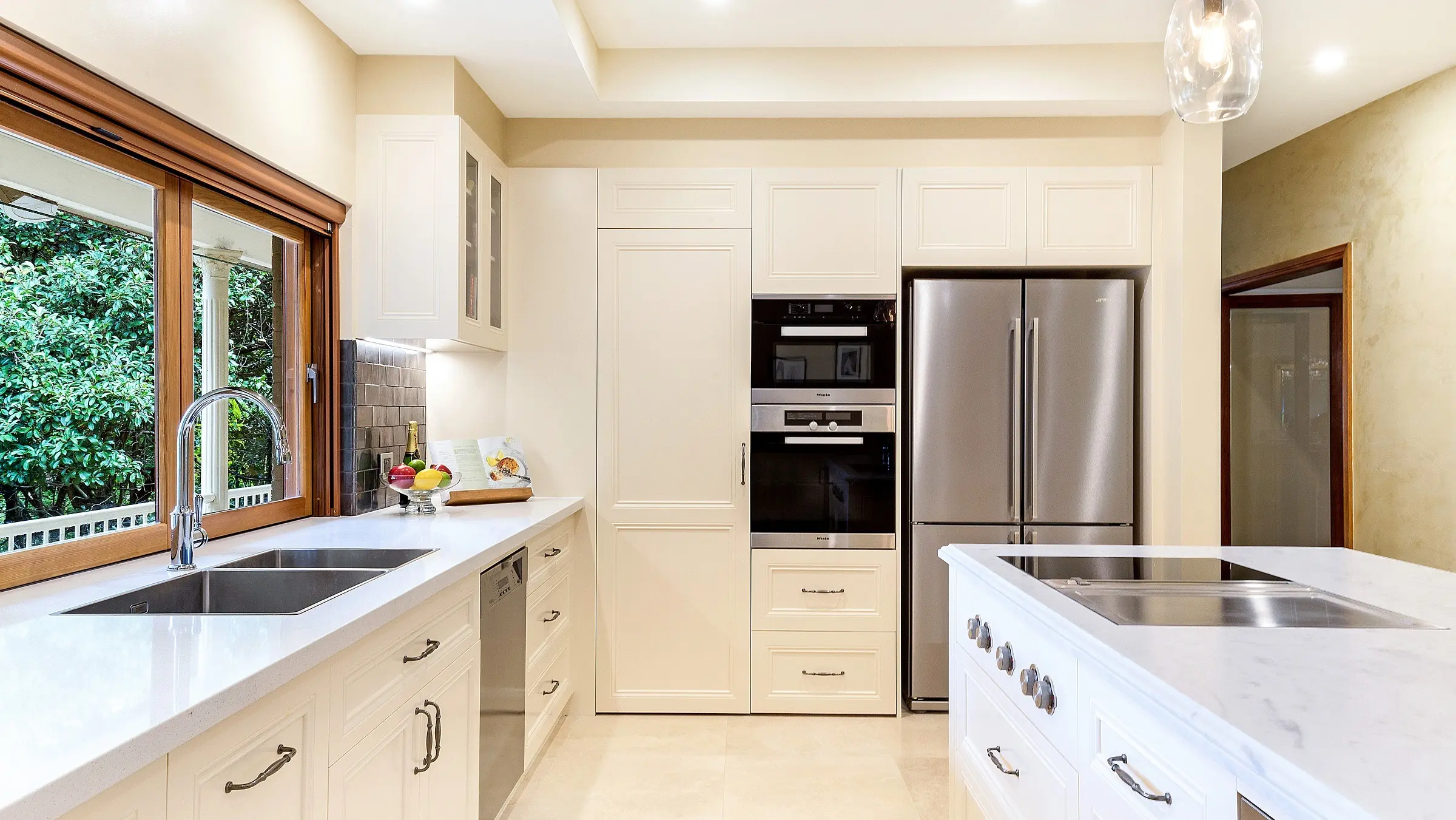 Traditional Style Cabinets for Wholesale Marketing 4