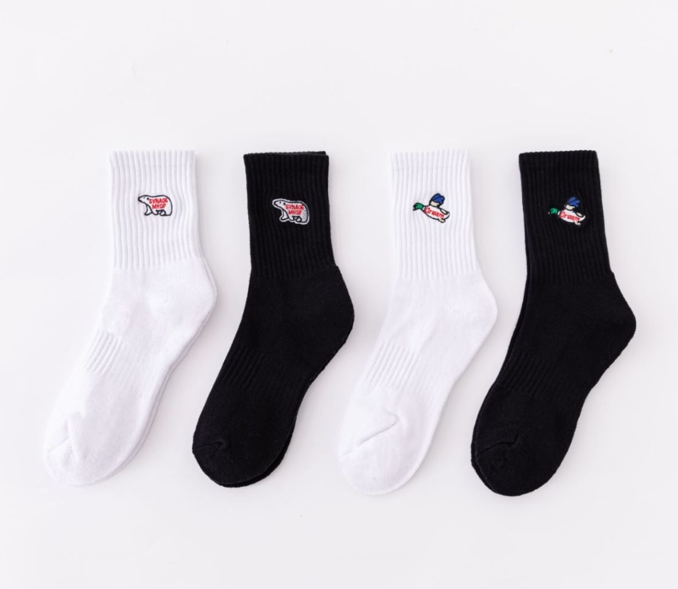 Custom Knitting Unisex Socks - Men Women Embroidery ODM OEM 1
