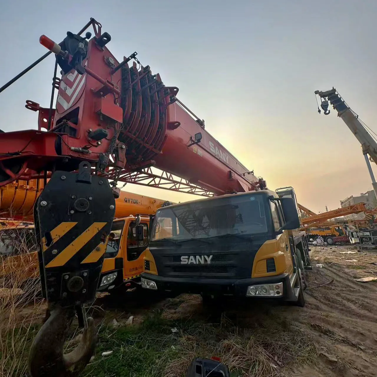 Hot Selling Used Truck Mounted Cranes for Sale Supply 2