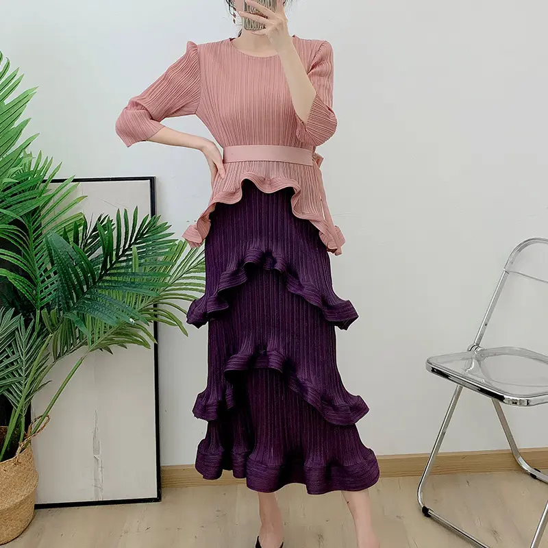 Black Pleated Gown Women's Clothing Wholesale Suppliers - - Pleats Clothing 4