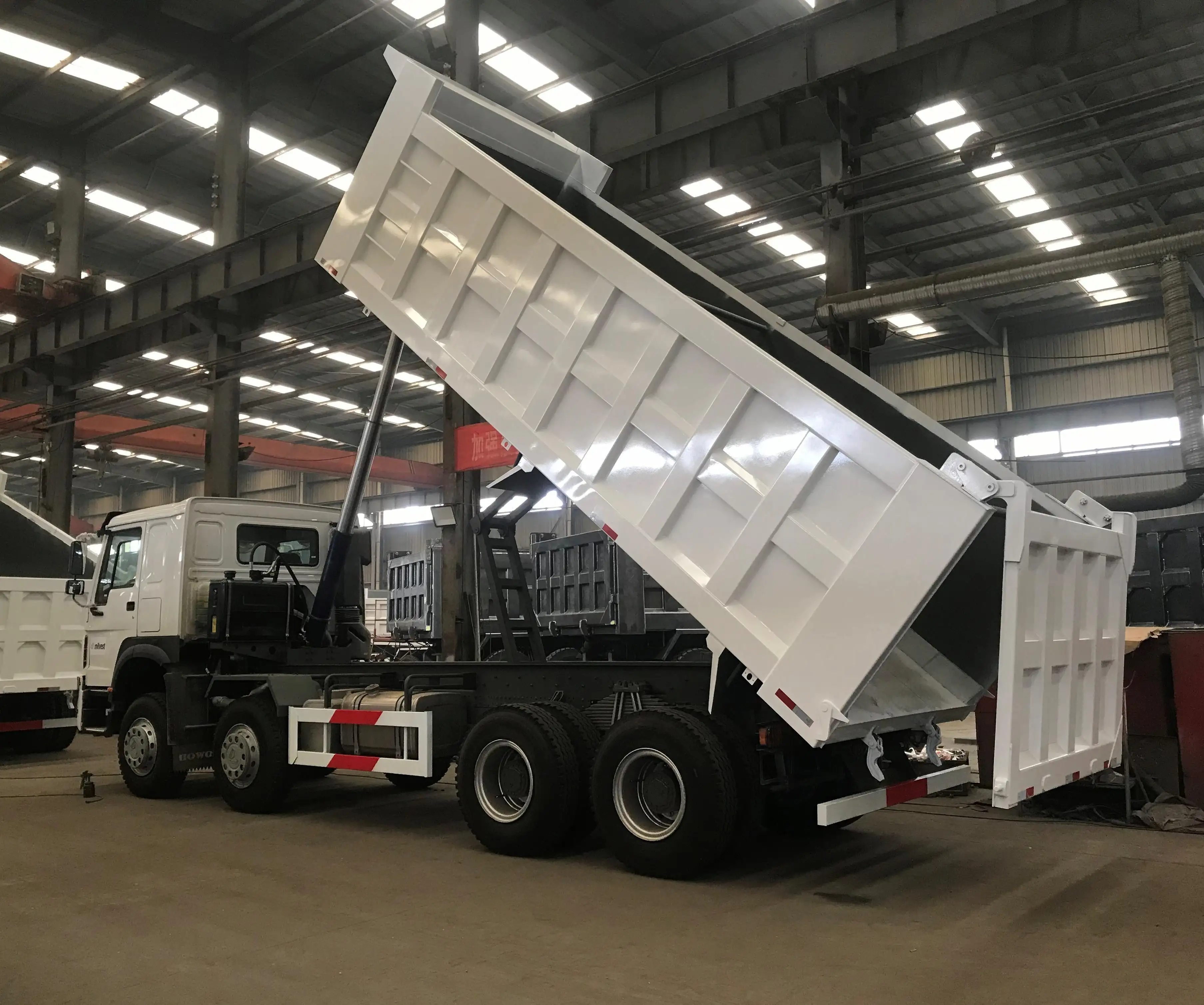 Customlarge Dump Truck > 8L Video Technical Support 5