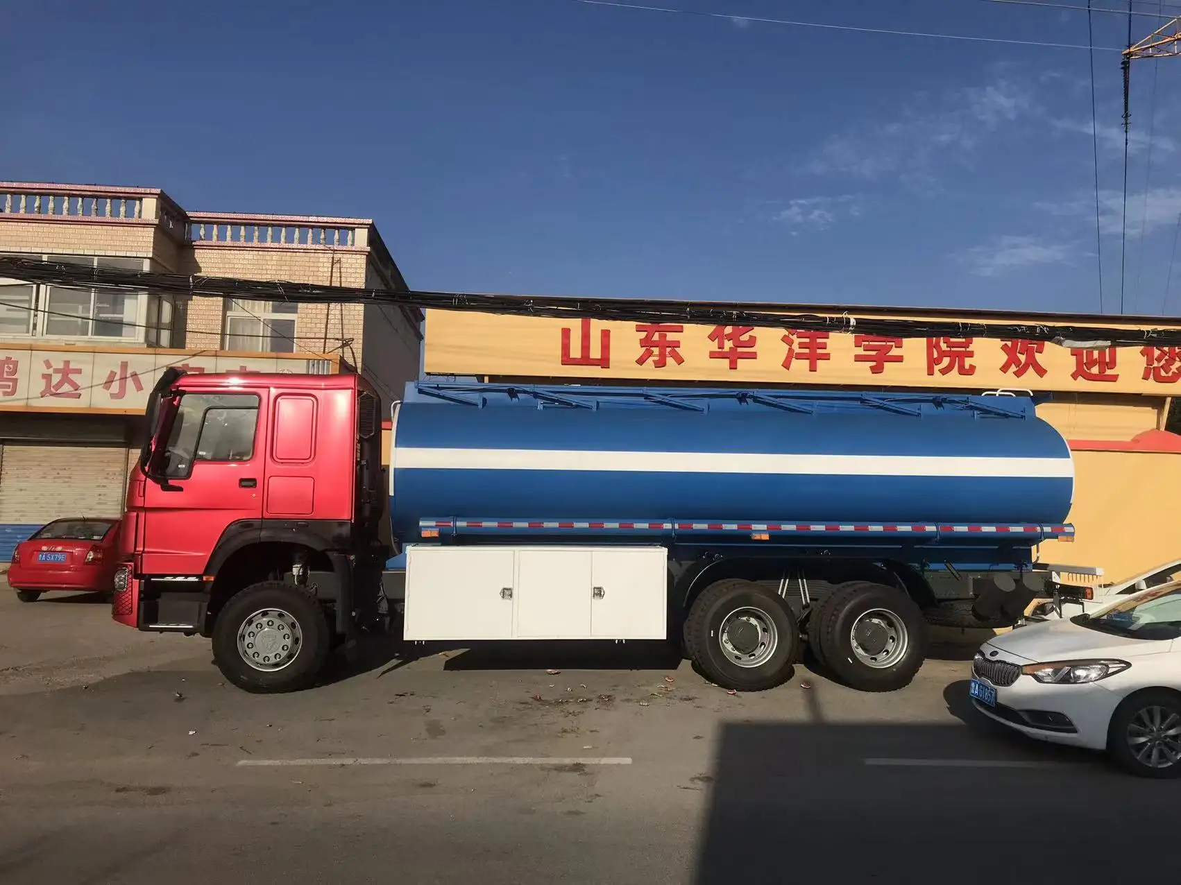 Custom Fuel Tanker Trucks for Sale Company 4