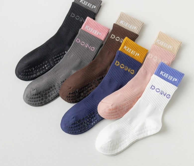 Custom Logo Anti Slip Yoga Socks for Women - Pilates Grip Socks 1