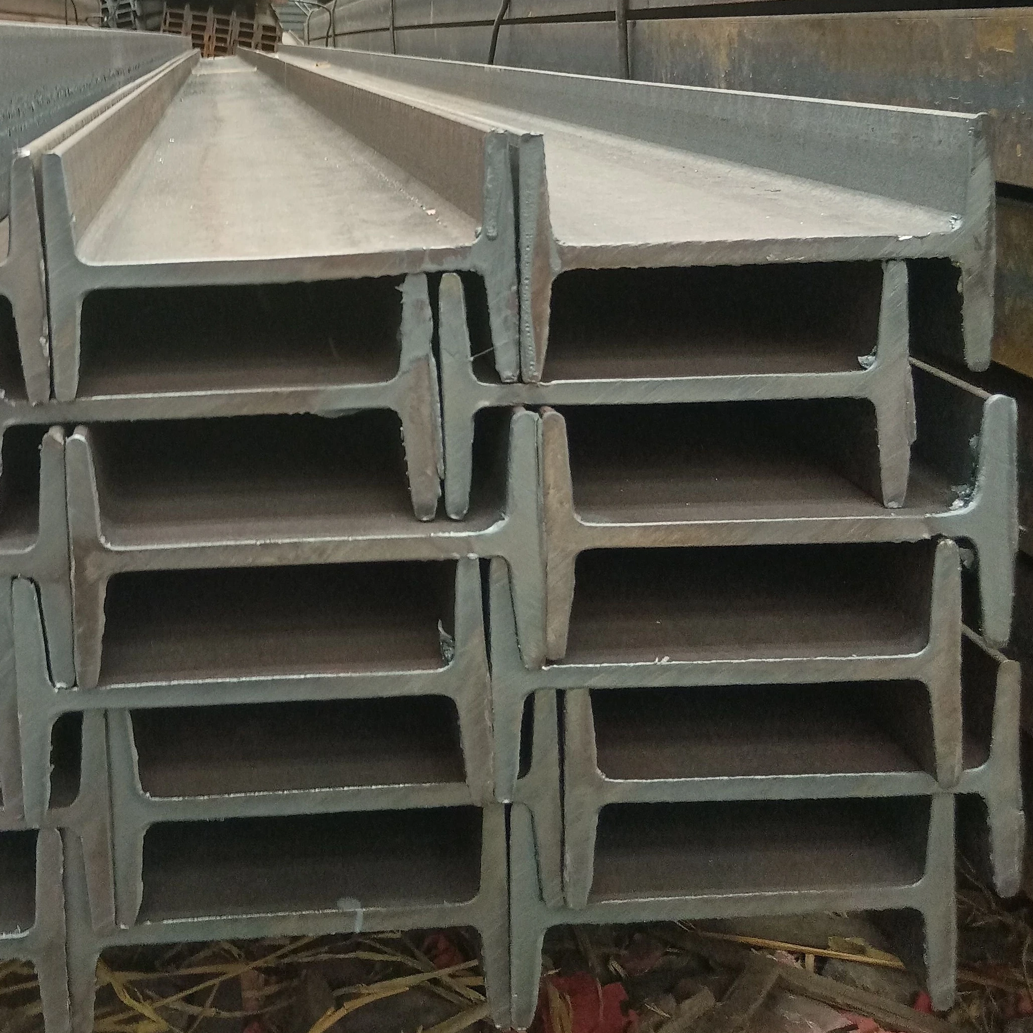 I-Shaped ASTM Q235B SS400 Q345B Hot Rolled Section Steel for Structural Building 1