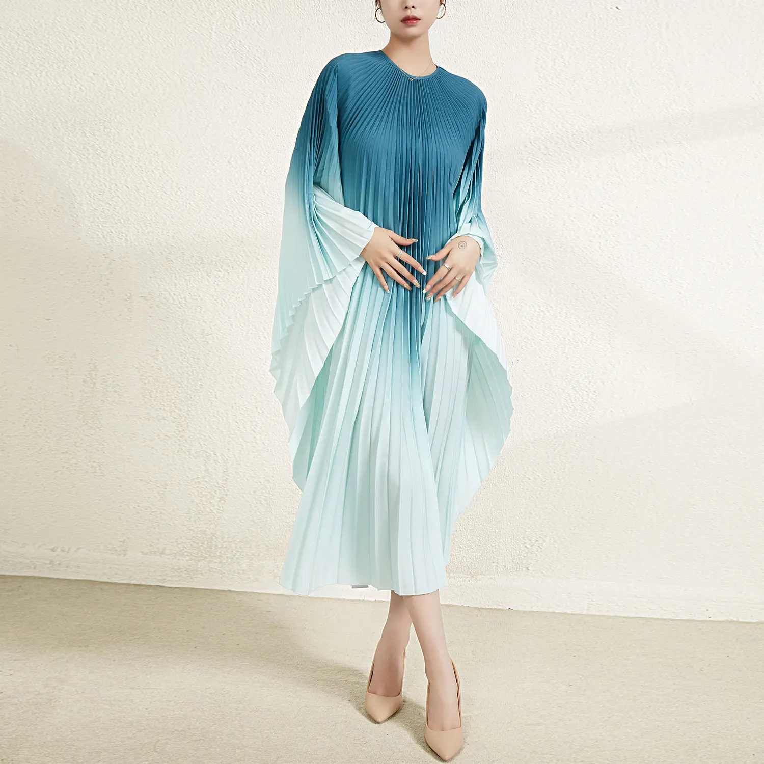 Red Pleated Gown 3-7working Days - - Pleats Clothing 2