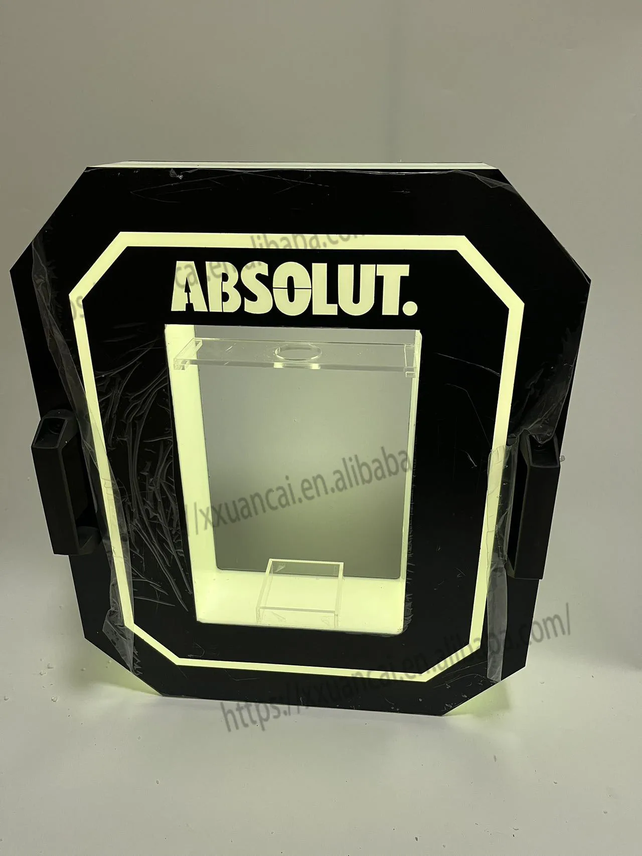 Custom Logo Rechargeable LED Bottle Presenter Carrier Display 6